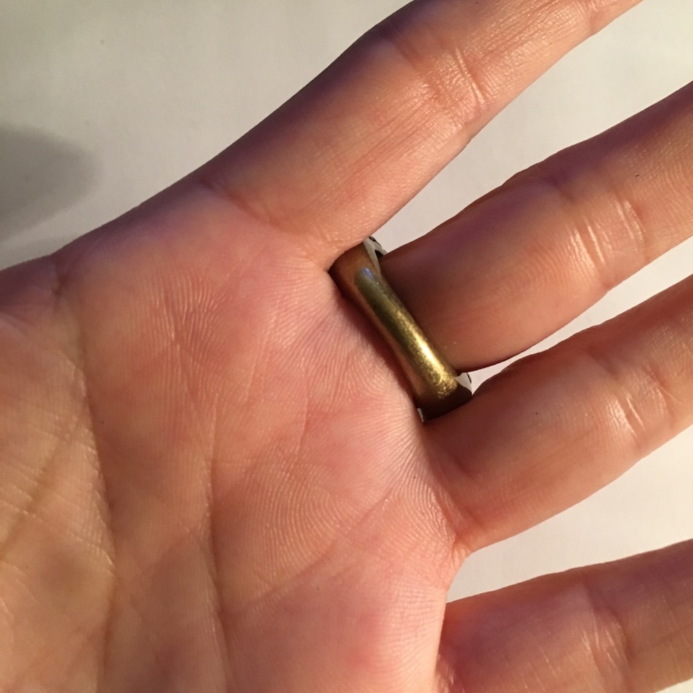 Ring - Picture 2 of 2